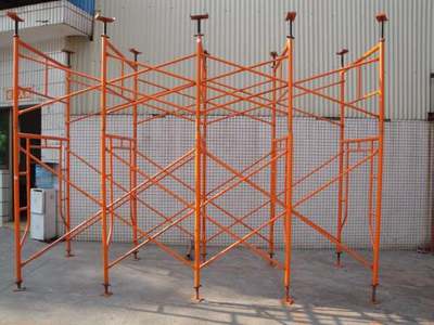 在腳手架上進行電、氣焊作業的安全要求